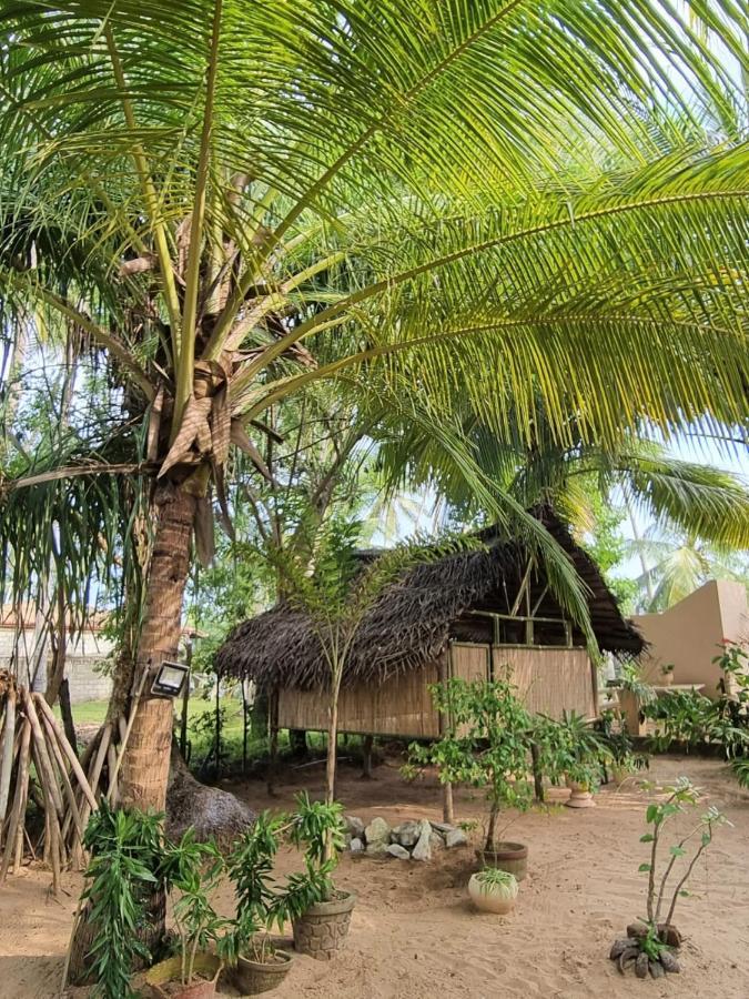 Golden Beach Paradise Tangalle Exterior foto