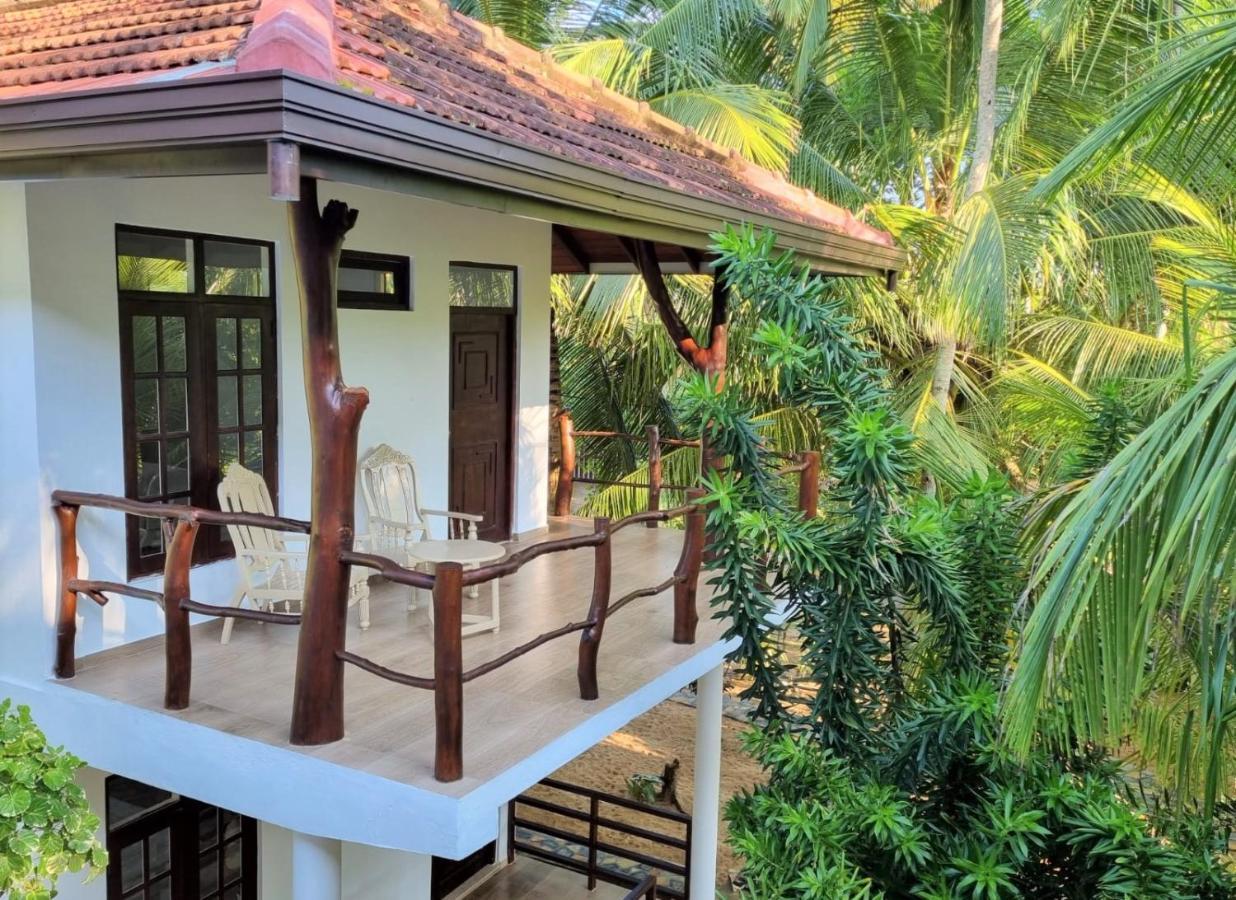 Golden Beach Paradise Tangalle Exterior foto