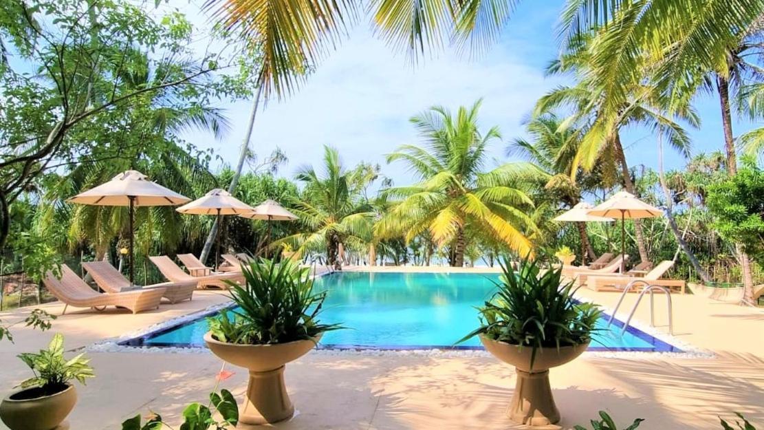 Golden Beach Paradise Tangalle Exterior foto