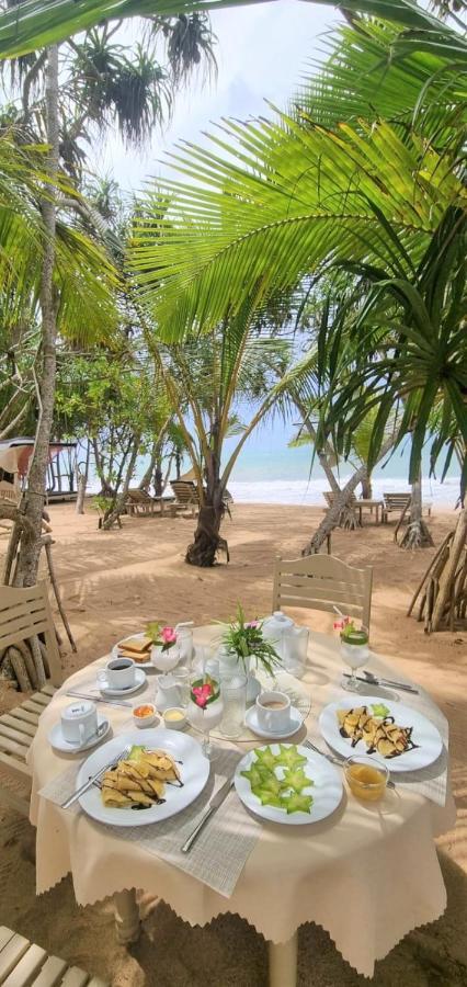 Golden Beach Paradise Tangalle Exterior foto